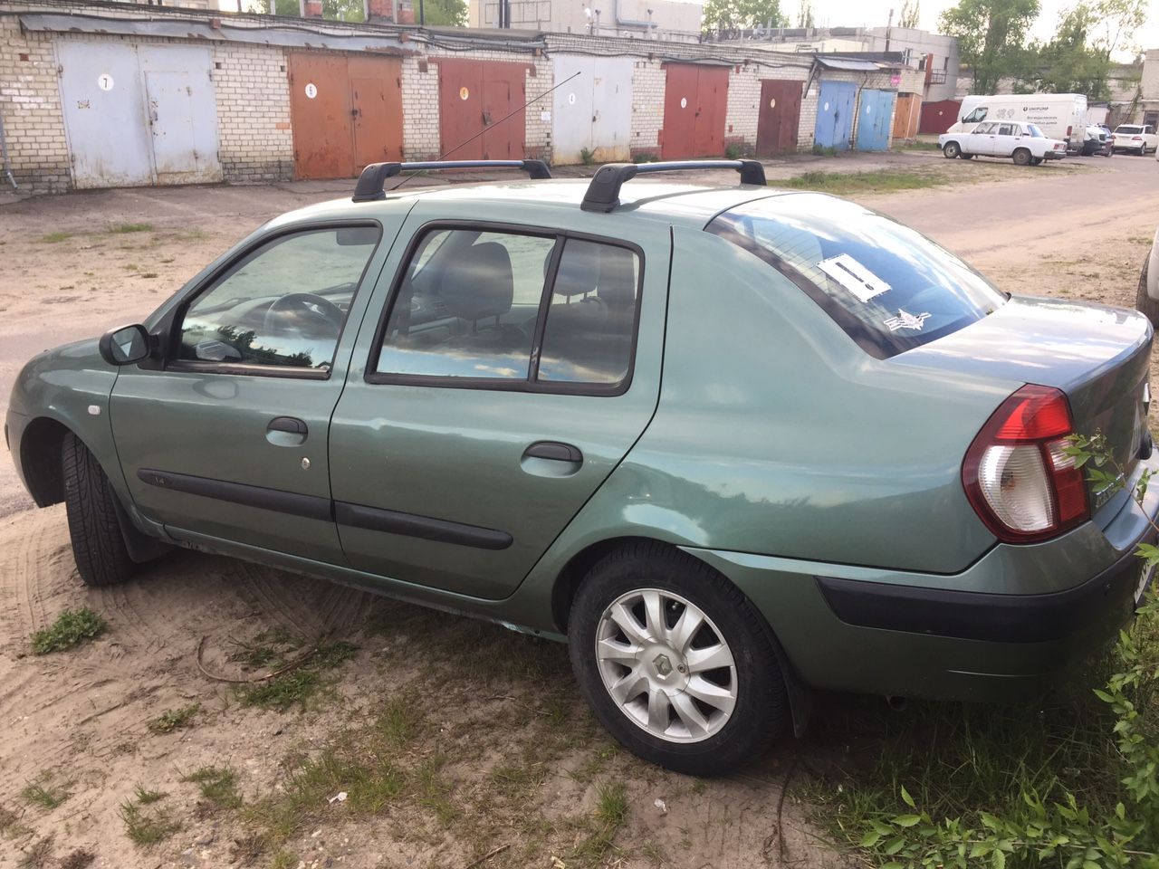 Renault Symbol: фото владельца