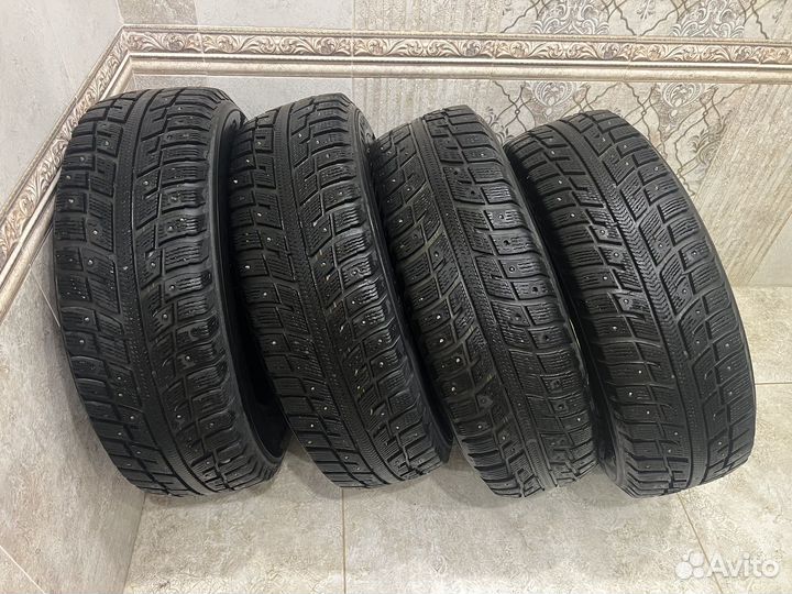 Kumho I'Zen KW22 185/65 R15