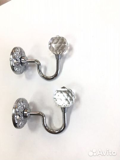 Крючки-держатели для подхватов штор