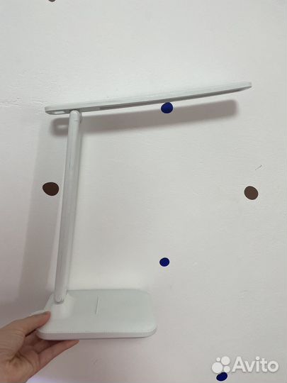 Настольная лампа