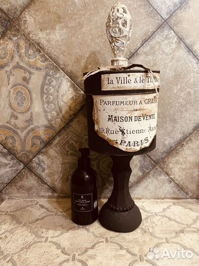 Бомбоньерка для бигудей