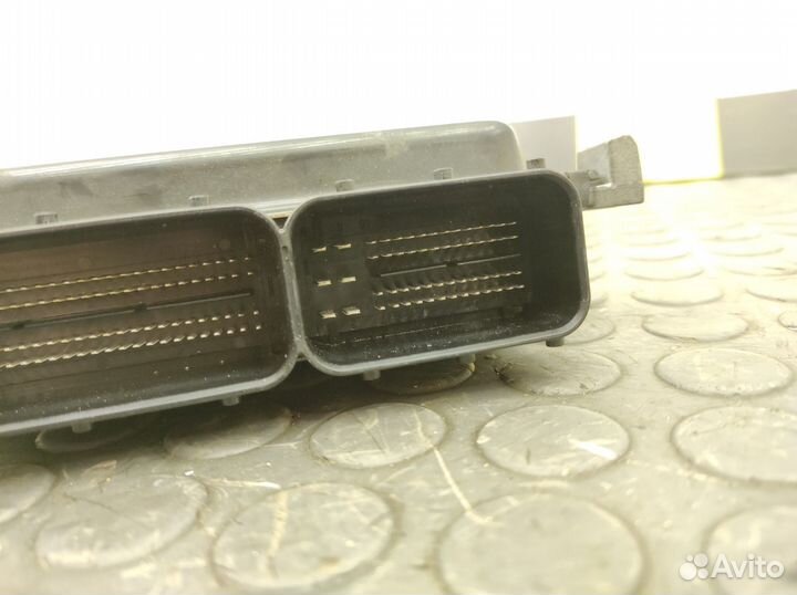 Блок управления двигателем Mercedes-Benz C-Class