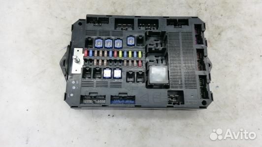 Блок предохранителей jaguar XF (X250) (87K08M101)