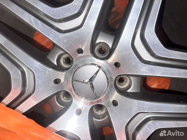 Литые диски в сборе с шинами