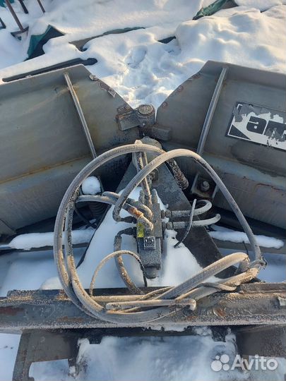 Отвал бабочка Arctic machine