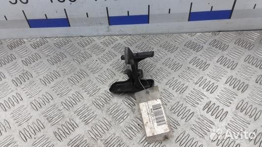 Замок капота mercedes benz M-class W164 (84C19VR01