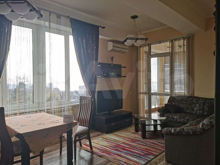2-к. квартира, 75 м², 3/6 эт.