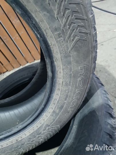 Nokian Tyres Hakkapeliitta 8 SUV 225/65 R18 107T