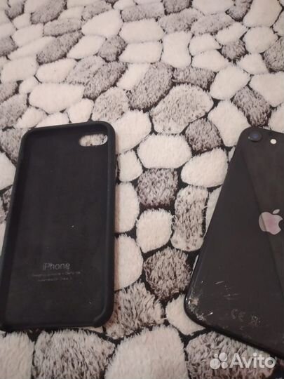 iPhone SE (2020), 64 ГБ