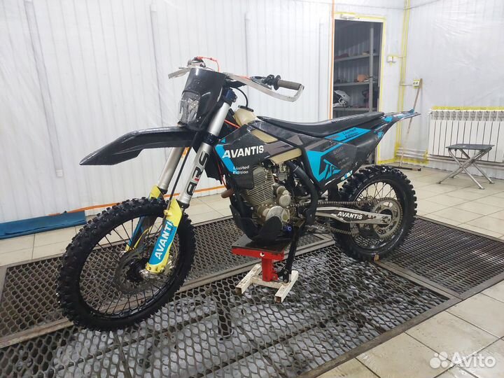Avantis Enduro 250 PRO Exclusive