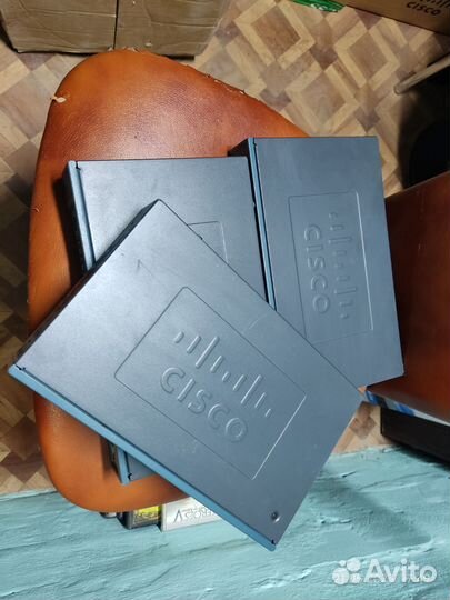 Коммутатор Cisco Catalyst WS-C2960-8TC-L