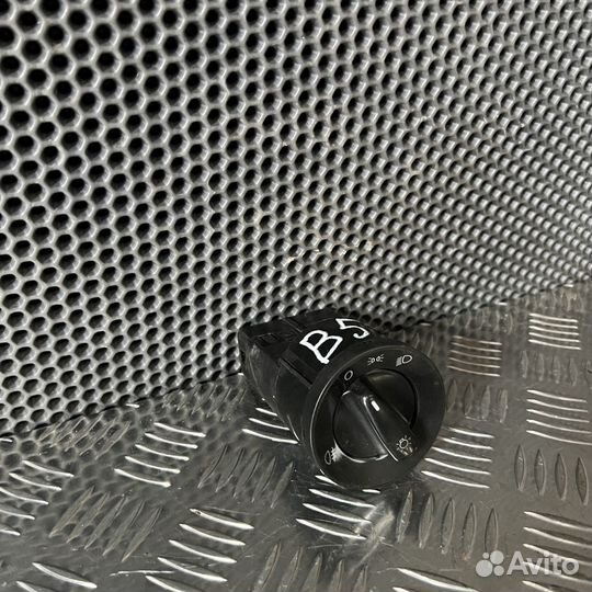 Блок управления светом Volkswagen Passat