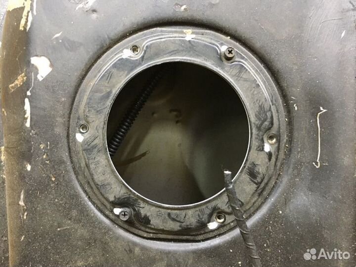 Бензобак Nissan Liberty RM12 QR20DE 2001