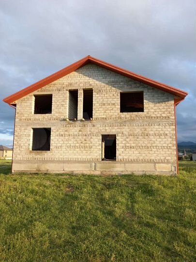 Дом 430 м² на участке 10 сот.