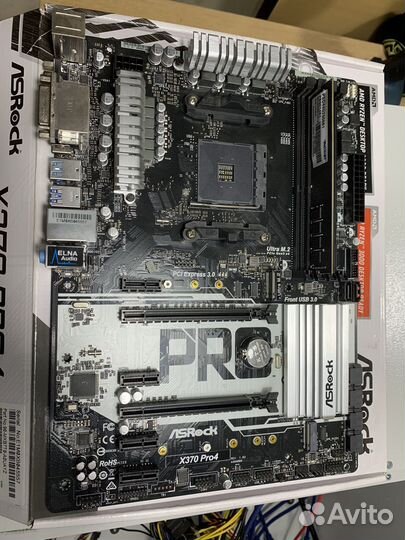 Материнская плата