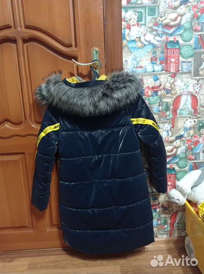 Пуховик на девочку