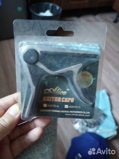 Каподастр для гитары