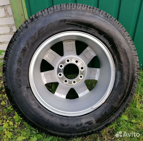 R20 Goodyear Wrangler SR/A 305/60, PCD 8x165.1 DIA 117