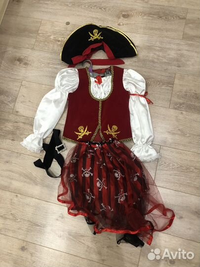 Костюм пиратки для девочки