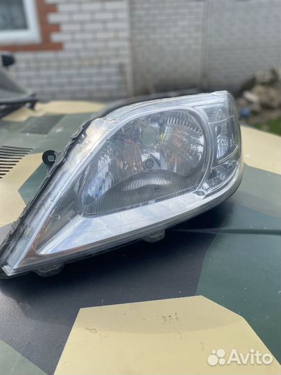 Фара правая ваз largus
