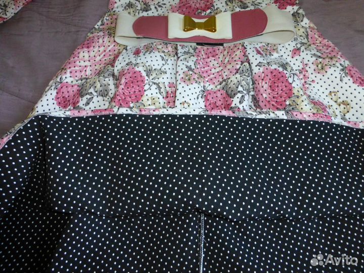 Платье девичье нарядное на рост 158-164 см