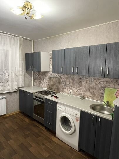 2-к. квартира, 56 м², 1/9 эт.