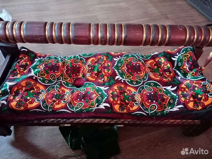 Калыбелька бесык, там все есть матрас, гаршок торг