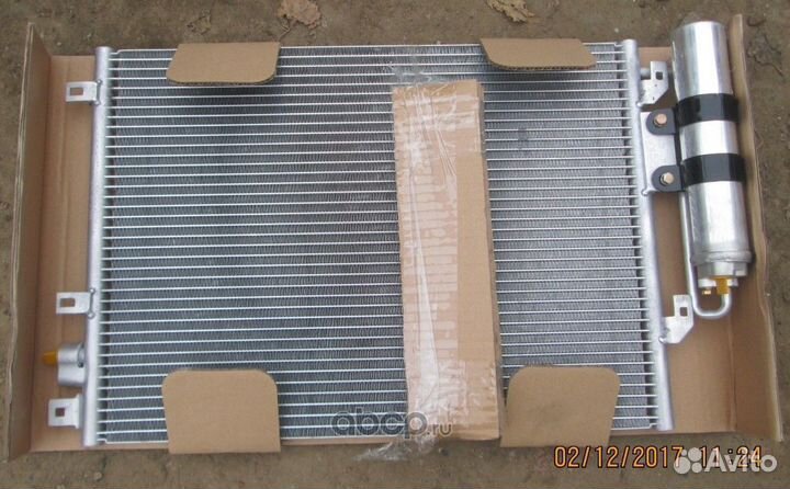 Радиатор кондиционера Logan '04