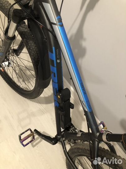 Велосипед фирмы Trek X-Caliber5