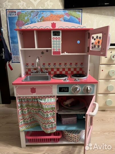 Детская деревянная кухня
