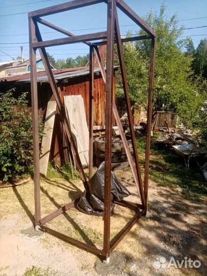 Подставка для еврокуба