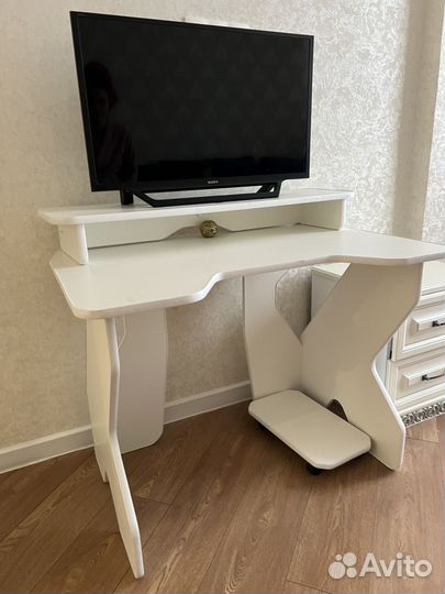 Компьютерный игровой стол