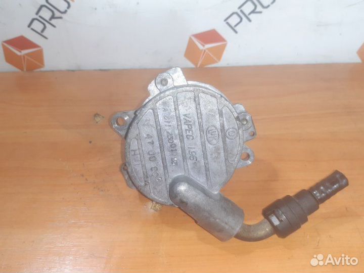 Насос вакуумный Mercedes Vito W638 OM611 2.2 CDI