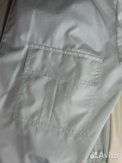 Ветровка женская