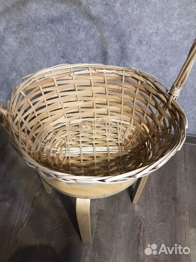 Корзина плетеная