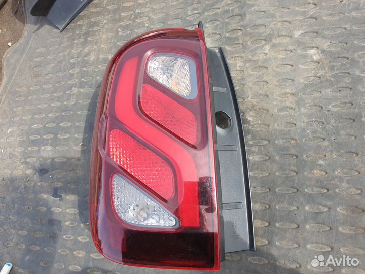 Фонарь задний левый Renault Duster Дастер рестайл