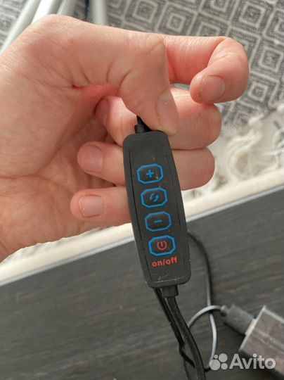 Кольцевая лампа со штативом