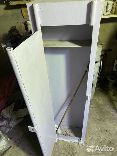 Сейф металлический