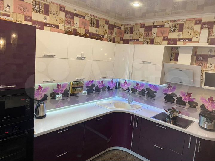 3-к. квартира, 87,5 м², 12/17 эт.