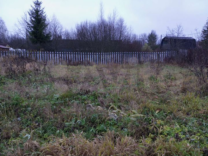 Дача 20 м² на участке 6 сот.