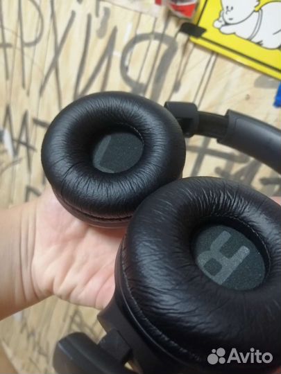 Беспроводные наушники jbl tune 560bt