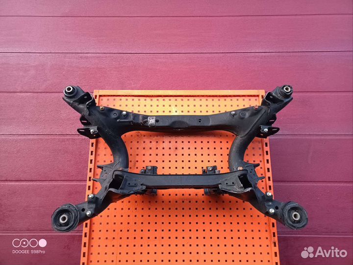 Балка задняя Lexus GS / IS