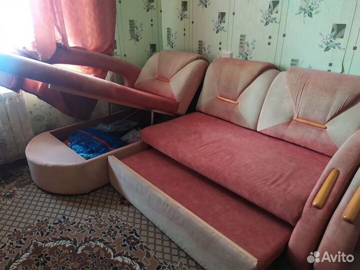 Угловой диван бу