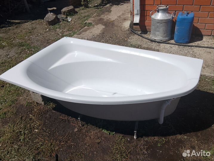 Ванна акриловая 170100 бу