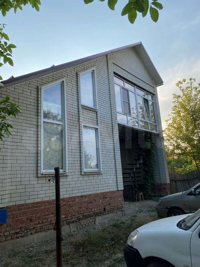 Дом 165 м² на участке 8 сот.