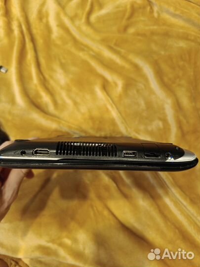Ноутбук Samsung np305u1a-A05, 11.6