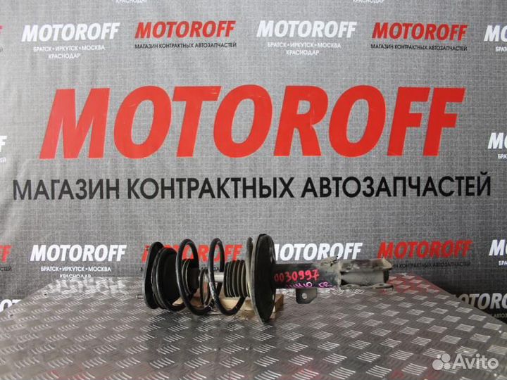 Стойка передняя правая Тойота Исис ANM10 А418