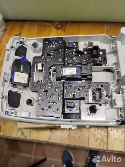 Плафон Audi A6 C7 Homelink