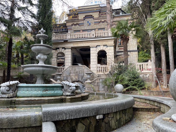 Дом 500 м² на участке 40 сот.