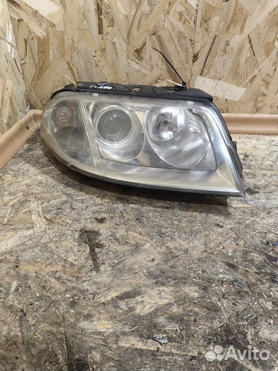 Фара Правая Пассат Б5 + бу Оригинал 3B0941016AN